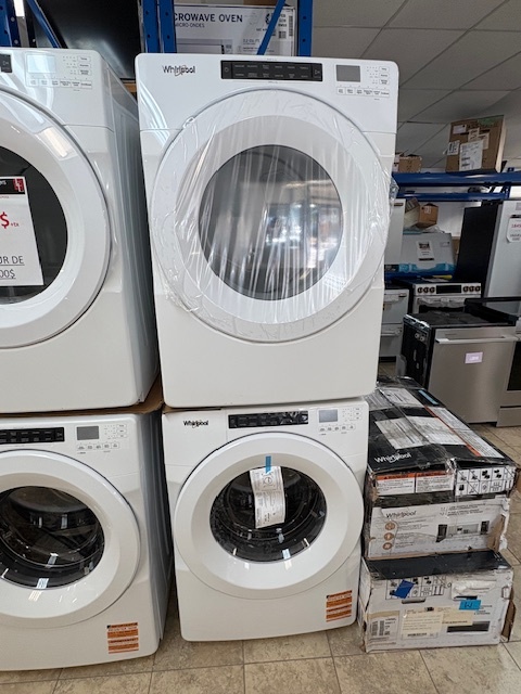 Laveuse frontale superposé Usagé