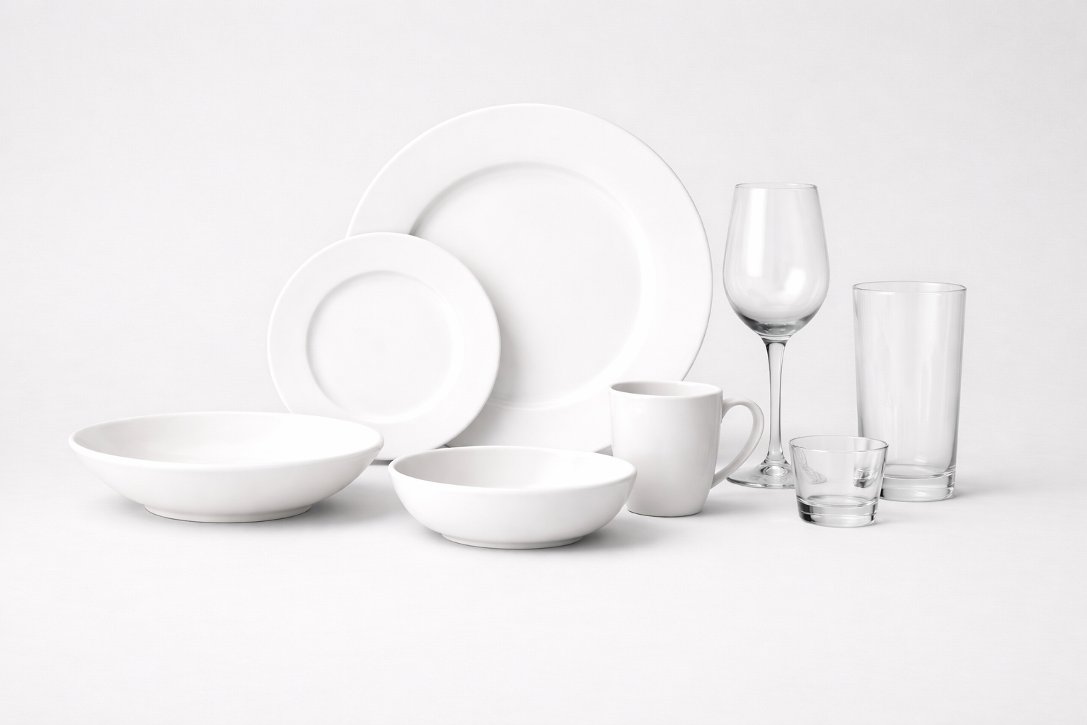 Set of porcelain tableware and glassware